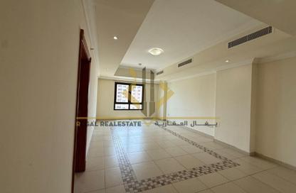 Apartment - 1 - 2 for rent in West Porto Drive - Porto Arabia - The Pearl Island - Doha Apartment - 1 - 2 for rent in West Porto Drive - Porto Arabia - The Pearl Island - Doha