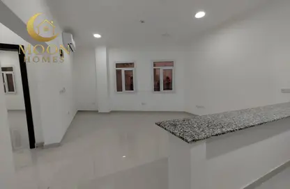 Apartment - 2 Bedrooms - 2 Bathrooms for rent in Old Al Ghanim - Al Ghanim - Doha