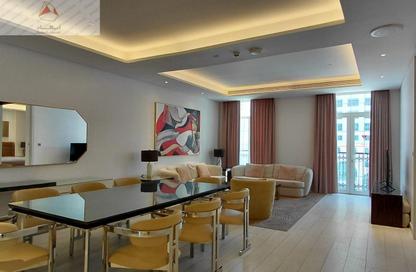 Apartment - 3 Bedrooms - 4 Bathrooms for rent in Floresta Gardens - Floresta Gardens - The Pearl Island - Doha