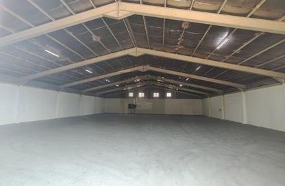 Warehouse - Studio - 2 Bathrooms for rent in Industrial Area 5 - Industrial Area - Industrial Area - Doha