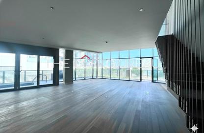 Townhouse - 4 Bedrooms - 5 Bathrooms for sale in Seef Lusail Tower 1 - Seef Lusail - Lusail City - Lusail