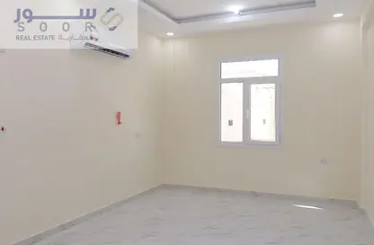Apartment - 2 Bedrooms - 2 Bathrooms for rent in Bin Omran - Fereej Bin Omran - Doha