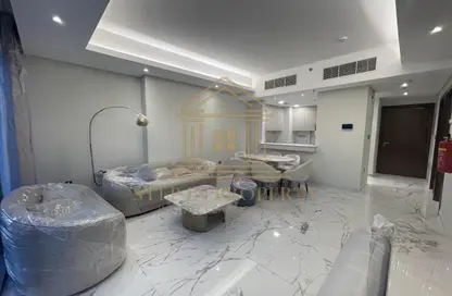 Apartment - 1 Bedroom - 2 Bathrooms for rent in Lusail Marina Heights - Marina District - Lusail