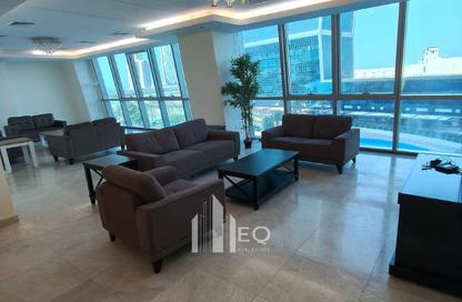 Apartment - 2 Bedrooms - 4 Bathrooms for rent in Zig Zag Tower A - Zig Zag Towers - West Bay - Doha