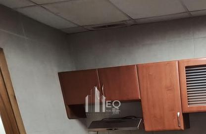 Apartment - 2 Bedrooms - 4 Bathrooms for rent in Zig Zag Tower A - Zig Zag Towers - West Bay - Doha
