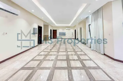 Villa - 5 Bedrooms - 7 Bathrooms for rent in West Bay Lagoon Villas - West Bay Lagoon - West Bay Lagoon - Doha