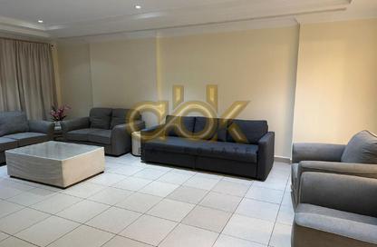 Apartment - 1 Bedroom - 2 Bathrooms for rent in East Porto Drive - Porto Arabia - The Pearl Island - Doha