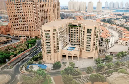Apartment - 2 Bedrooms - 3 Bathrooms for sale in Porto Arabia - The Pearl Island - Doha