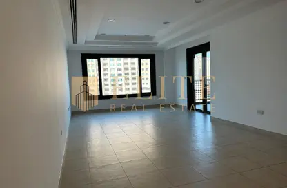 Apartment - 2 Bedrooms - 2 Bathrooms for rent in East Porto Drive - Porto Arabia - The Pearl Island - Doha