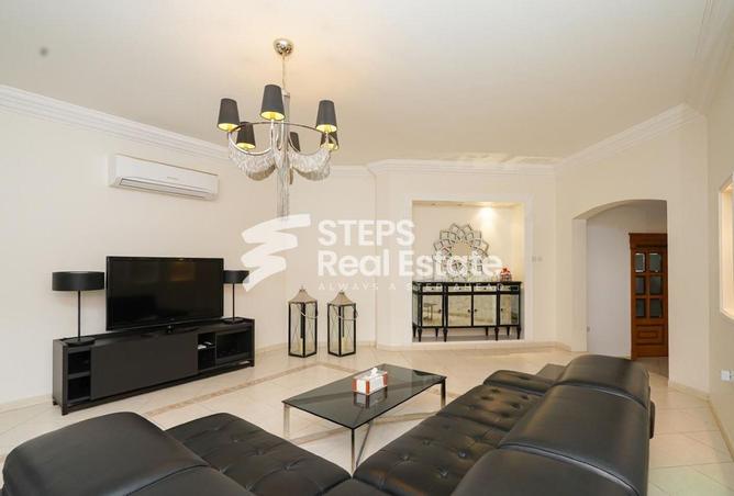 53098510 - Property Image 3