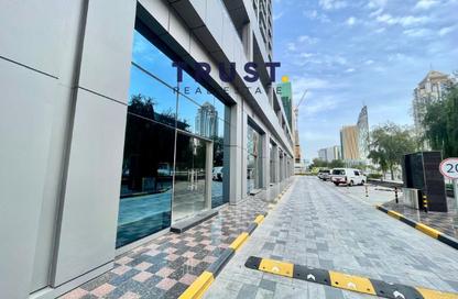 Shop - Studio - 1 Bathroom for rent in Lusail Residence - Marina District - Lusail