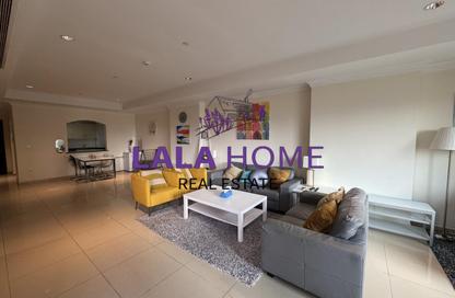 Apartment - 1 Bedroom - 2 Bathrooms for rent in Marina Gate - Porto Arabia - The Pearl Island - Doha