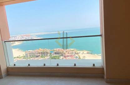 Apartment - 2 Bedrooms - 3 Bathrooms for sale in Viva West - Viva Bahriyah - The Pearl Island - Doha