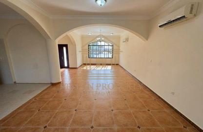 Compound - 3 - 3 for rent in Al Maamoura - Al Maamoura - Doha