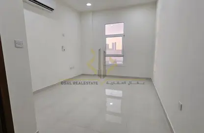 شقة - 3 غرف نوم - 3 حمامات للايجار في الوعب - الوعب - الدوحة