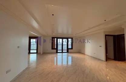 Apartment - 2 Bedrooms - 3 Bathrooms for rent in East Porto Drive - Porto Arabia - The Pearl Island - Doha Apartment - 2 Bedrooms - 3 Bathrooms for rent in East Porto Drive - Porto Arabia - The Pearl Island - Doha