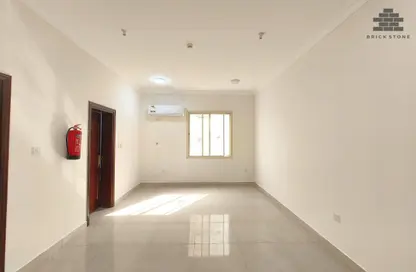 Apartment - 3 Bedrooms - 3 Bathrooms for rent in EB15 - Doha Al Jadeed - Doha