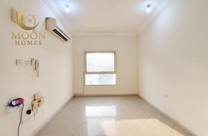 Apartment - 1 Bedroom - 1 Bathroom for rent in Umm Ghuwailina 4 - Umm Ghuwailina - Doha Apartment - 1 Bedroom - 1 Bathroom for rent in Umm Ghuwailina 4 - Umm Ghuwailina - Doha