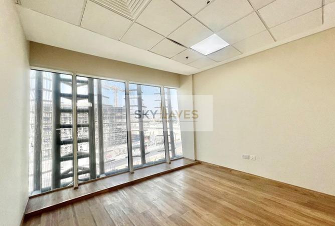 987893 - Property Image 2