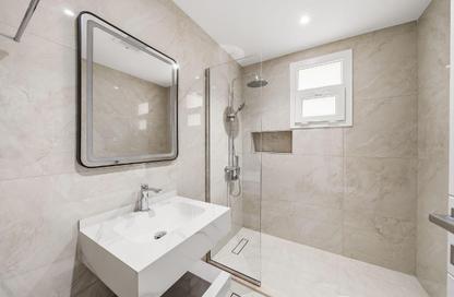 Apartment - 1 Bedroom - 1 Bathroom for rent in Fereej Kulaib - Doha