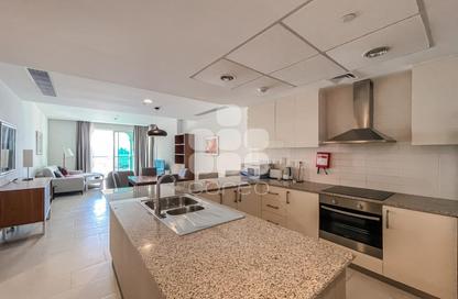 Apartment - 1 - 2 for rent in Viva Central - Viva Bahriyah - The Pearl Island - Doha Apartment - 1 - 2 for rent in Viva Central - Viva Bahriyah - The Pearl Island - Doha