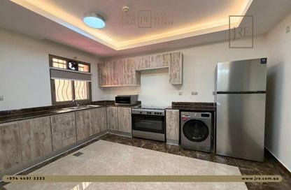 Apartment - 2 Bedrooms - 3 Bathrooms for sale in Al Wakra - Al Wakra - Al Wakrah - Al Wakra