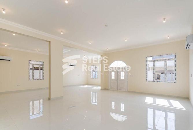 52318257 - Property Image 3