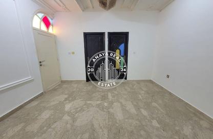 Villa - Studio - 1 Bathroom for rent in Al Aziziyah - Al Aziziyah - Doha Villa - Studio - 1 Bathroom for rent in Al Aziziyah - Al Aziziyah - Doha
