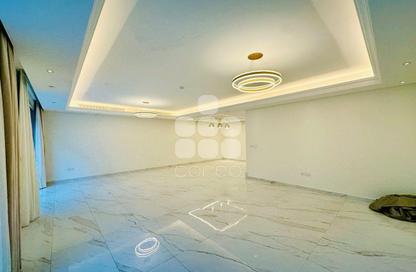 Villa - 5 Bedrooms - 7 Bathrooms for rent in Floresta Gardens - Floresta Gardens - The Pearl Island - Doha