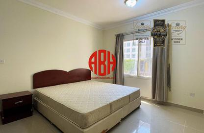 Apartment - 2 Bedrooms - 3 Bathrooms for rent in Al Sadd Road - Al Sadd - Doha