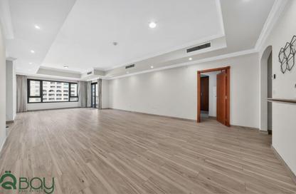 Apartment - 1 - 2 for rent in West Porto Drive - Porto Arabia - The Pearl Island - Doha Apartment - 1 - 2 for rent in West Porto Drive - Porto Arabia - The Pearl Island - Doha