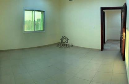 Apartment - 3 Bedrooms - 3 Bathrooms for rent in Anas Street - Fereej Bin Mahmoud North - Fereej Bin Mahmoud - Doha