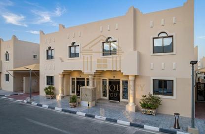 Compound - 3 - 3 for rent in Souk Al gharaffa - Al Gharrafa - Doha