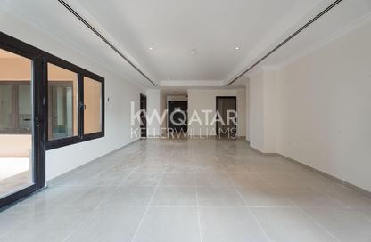 Apartment - 1 Bedroom - 2 Bathrooms for rent in West Porto Drive - Porto Arabia - The Pearl Island - Doha