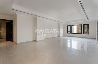 Apartment - 1 Bedroom - 2 Bathrooms for rent in West Porto Drive - Porto Arabia - The Pearl Island - Doha