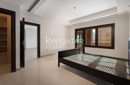 Apartment - 1 Bedroom - 2 Bathrooms for rent in West Porto Drive - Porto Arabia - The Pearl Island - Doha