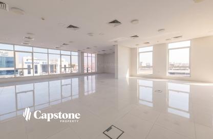 Whole Building - Studio - 2 for rent in Wholesale Market Street - Abu Hamour - Doha