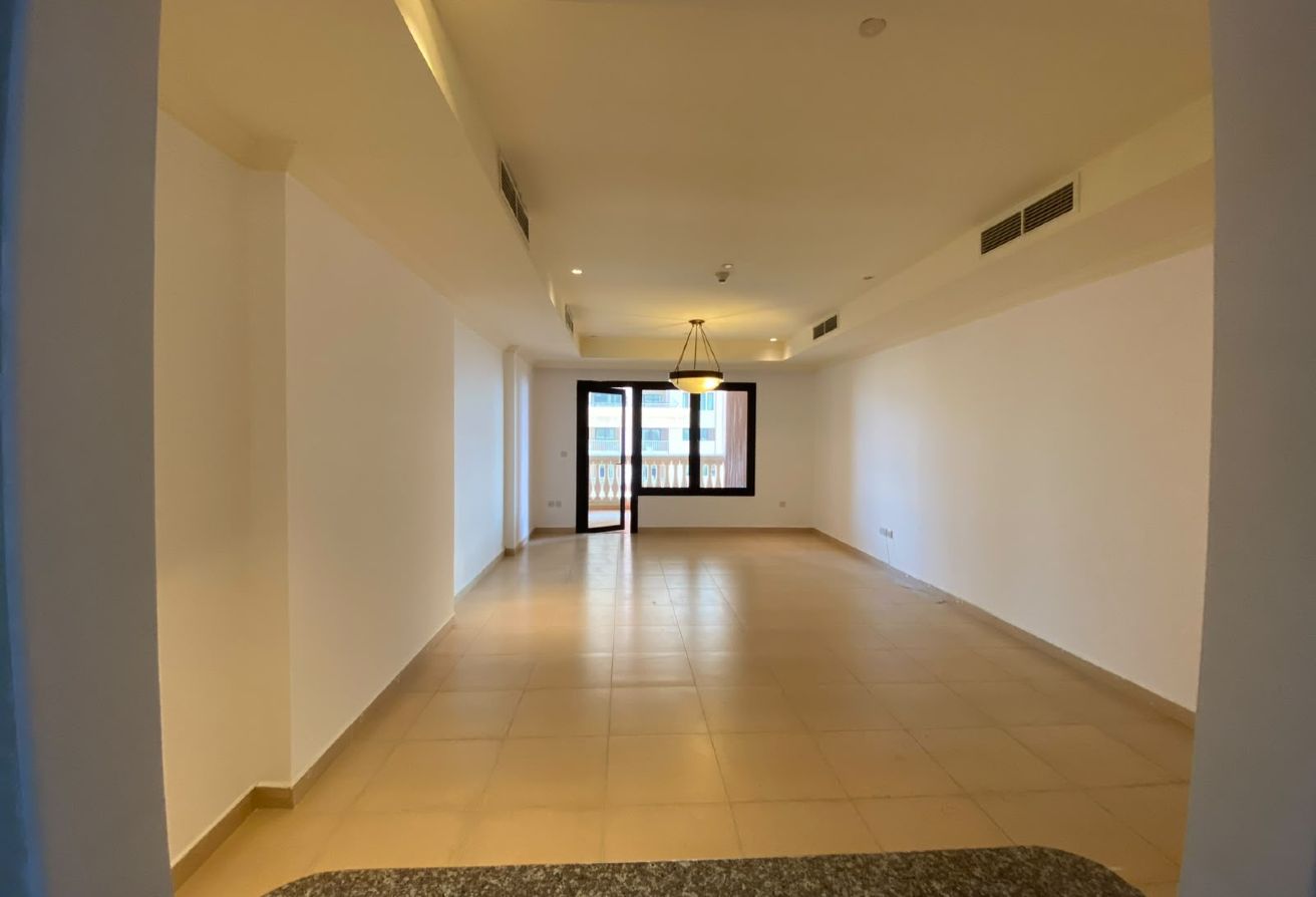 LAVISH 1 BEDROOM BALCONY SEAVIEW BALCONY @7000 thumbnail 4