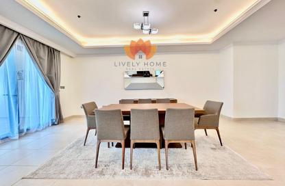 Apartment - 2 Bedrooms - 3 Bathrooms for rent in West Porto Drive - Porto Arabia - The Pearl Island - Doha