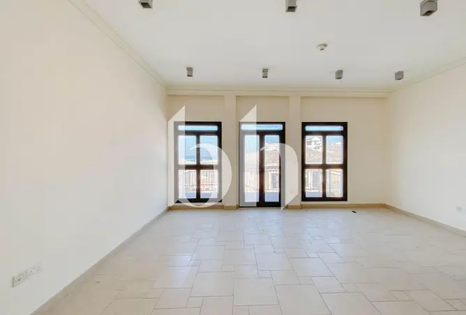55681222 - Property Image 2