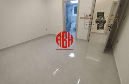 Apartment - 1 Bedroom - 2 Bathrooms for rent in Fereej Kulaib - Doha Apartment - 1 Bedroom - 2 Bathrooms for rent in Fereej Kulaib - Doha