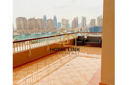 Apartment - 1 Bedroom - 2 Bathrooms for rent in West Porto Drive - Porto Arabia - The Pearl Island - Doha