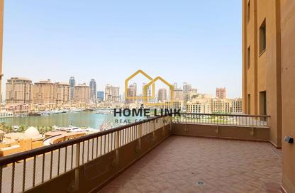 Apartment - 1 Bedroom - 2 Bathrooms for rent in West Porto Drive - Porto Arabia - The Pearl Island - Doha