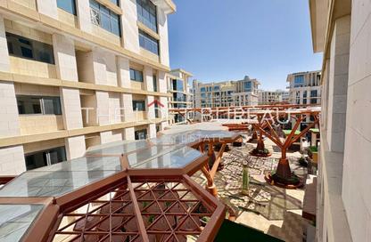 Apartment - 3 Bedrooms - 5 Bathrooms for sale in Crystal Residence - Gewan Island - The Pearl Island - Doha