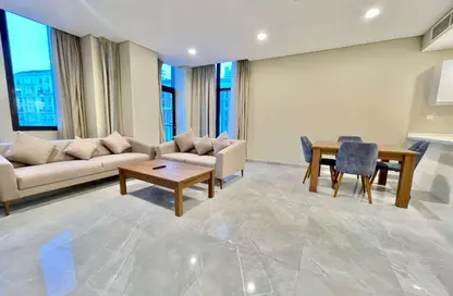 Apartment - 2 Bedrooms - 3 Bathrooms for rent in Giardino Apartments - The Pearl Island - Doha