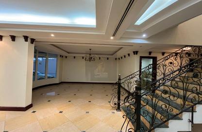 Villa - 4 Bedrooms - 5 Bathrooms for rent in West Bay Lagoon Villas - West Bay Lagoon - West Bay Lagoon - Doha