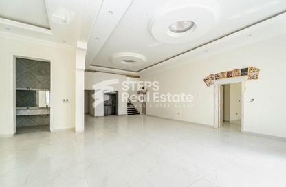 Villa - 7+ Bedrooms - 7+ Bathrooms for sale in Al Wukair - Al Wukair - Al Wakra