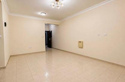 Apartment - 3 - 3 for rent in Bin Omran 35 - Fereej Bin Omran - Doha