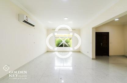 Villa - 4 Bedrooms - 4 Bathrooms for rent in OPT-TCHR - Al Gharrafa - Al Gharrafa - Doha