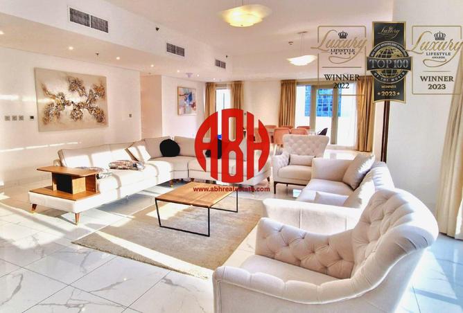 1000320 - Property Image 3